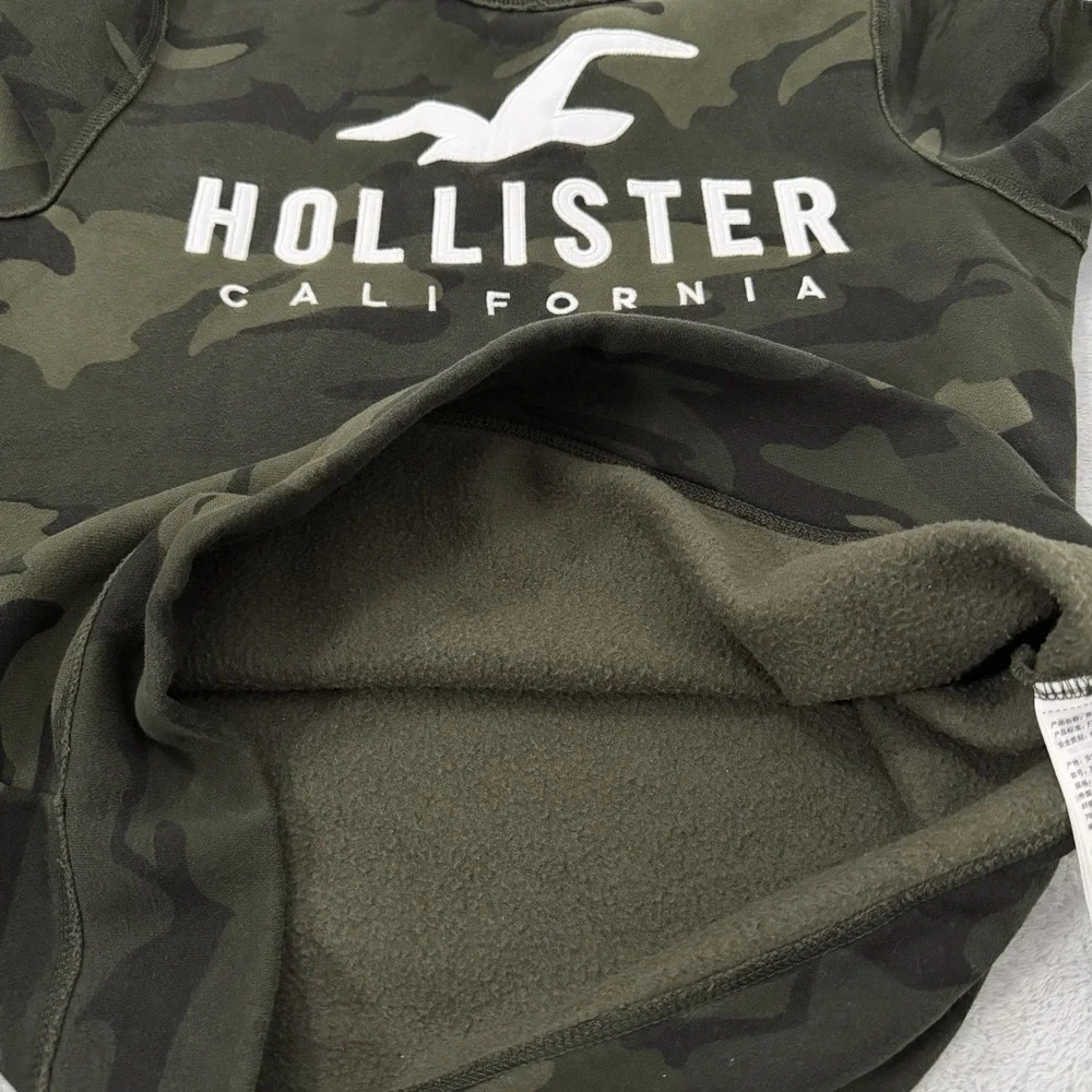 Hollister crewneck sweatshirt